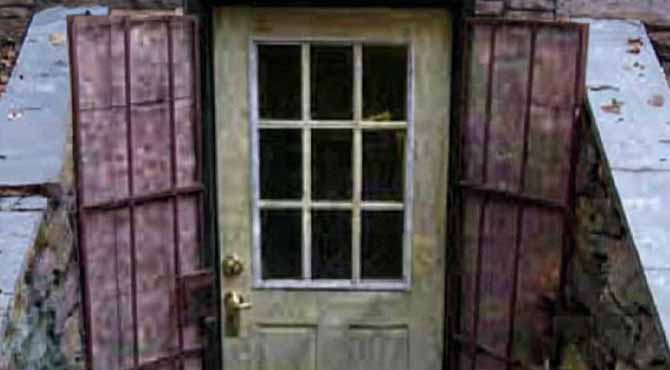 After Mom’s Death, I Returned to Her Old House & Heard Noises from the Basement – My Life Was Never the Same After What I Discovered