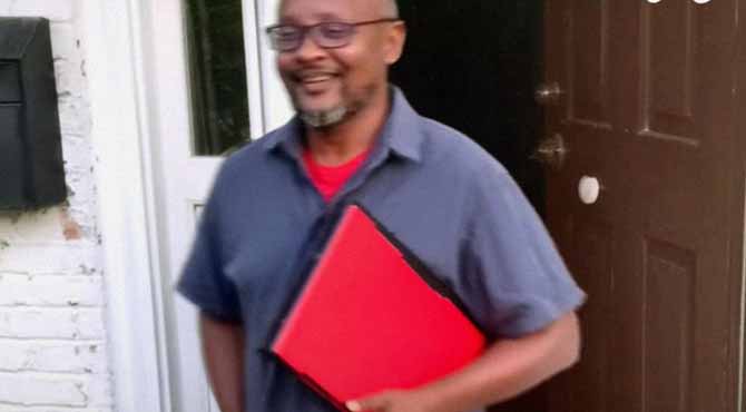 The Man I Rescued in a Storm 20 Years Ago Knocked on My Door Yesterday