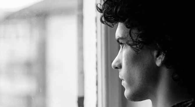 My Husband Was Exposed by a Note Saying โCheaterโ During a โWho Am I?โ Game โ When I Learned Who Wrote It, I Cut Her Out of My Life