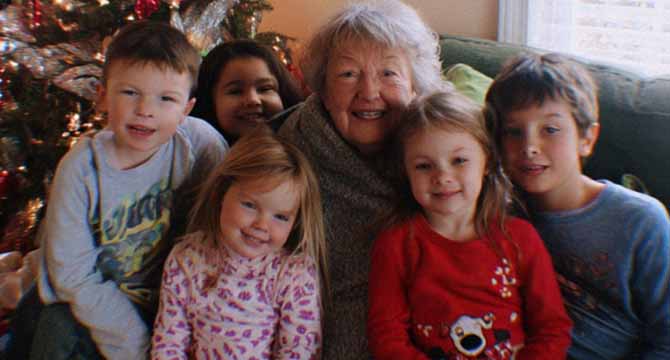 I Found an Elderly Woman on the Roadside on a Snowy Christmas Eve & Took Her Home — Days Later, a Luxury Decorated SUV Pulled up to My Door