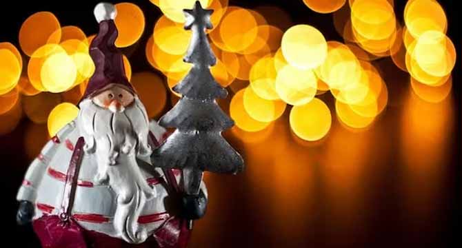 I Broke a Kid’s Santa Fantasy at the Office Christmas Party — and My Boss Cornered Me Right Afterward