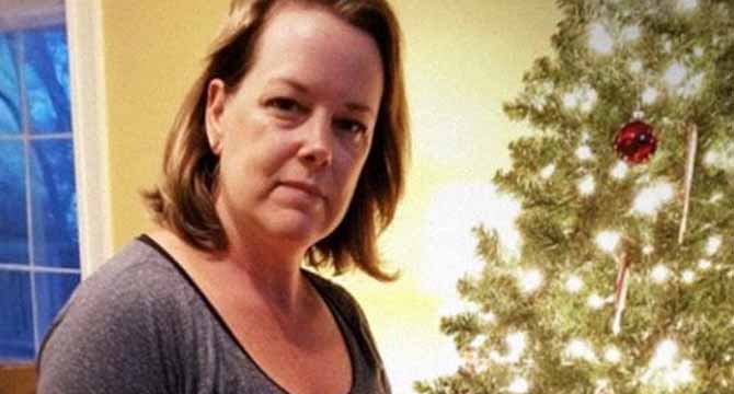 My Husband Gifted Me a Christmas Present That Outraged Me – Next Year, I Plotted a Revenge