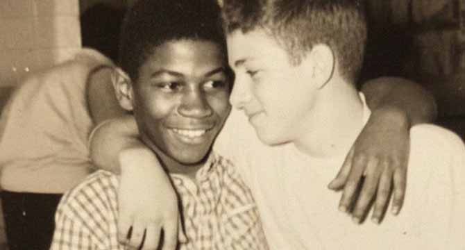 Two Old Friends Met Again After 58 Years Apart – What They Did Next Left Everyone in Tears