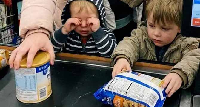 I Paid for Baby Formula for a Struggling Mom of Three – the Next Day, a Soldier Knocked on My Door