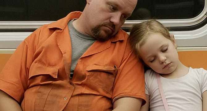 A Stranger Took a Photo of Me and My Daughter on the Subway โ the Next Day, He Knocked on My Door and Said, โPack Your Daughterโs Thingsโ