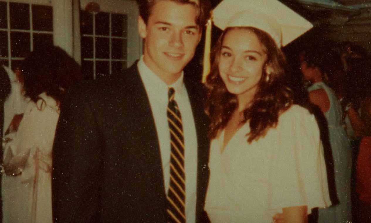 My High School Crush Gave Me a Note at Graduation 14 Years Ago – I Didn’t Read It Until Now