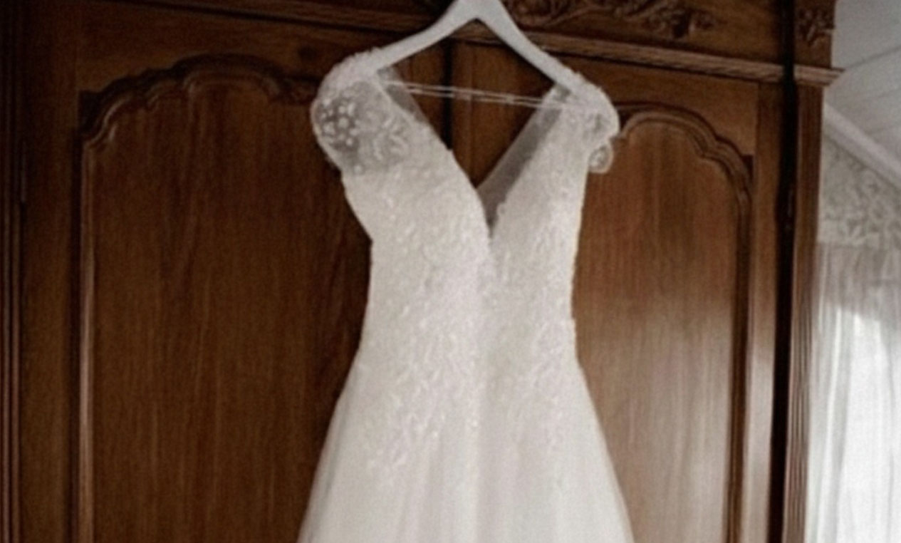 My Wedding Dress Disappeared Hours Before the Ceremony – What Followed Still Haunts Me