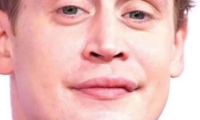 Beloved Actor Macaulay Culkinโs Name Emerges In Heartbreaking News Reports, Sparking Widespread Concern Among Fans Worldwide, Who Are Seeking Accurate Information And Clarity About The Circumstances Surrounding The Tragic Situation That Has Suddenly Brought The Former Child Star Back Into Intense Public And Media Attention Today