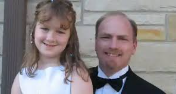 My Father Bragged About Paying for My Life-Saving Surgery, Even Though He Didnโt Give a Cent โ Karma Made Him Pay Triple