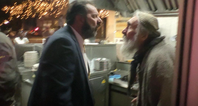 The Restaurant Owner Scolded His 12-Year-Old Son for Feeding the Homeless – The Boy Taught His Father a Lesson for Life