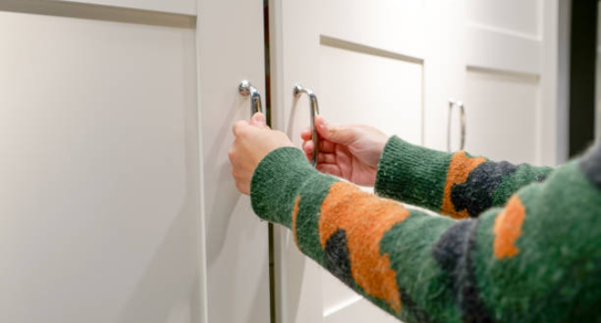 I Tried To Spend More Time With My Teen Daughter – but When I Opened Her Closet, She Whispered, ‘Dad, Stop! It’s Not What You Think!’