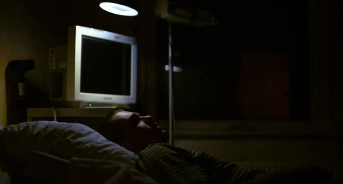 I Donated My Kidney to My Dying Husband – After His Recovery, He Kicked Me Out of the House