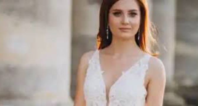 I Decided to Wear My Grandmother’s Wedding Dress in Her Honor – But While Altering It, I Found a Hidden Note That Revealed the Truth About My Parents