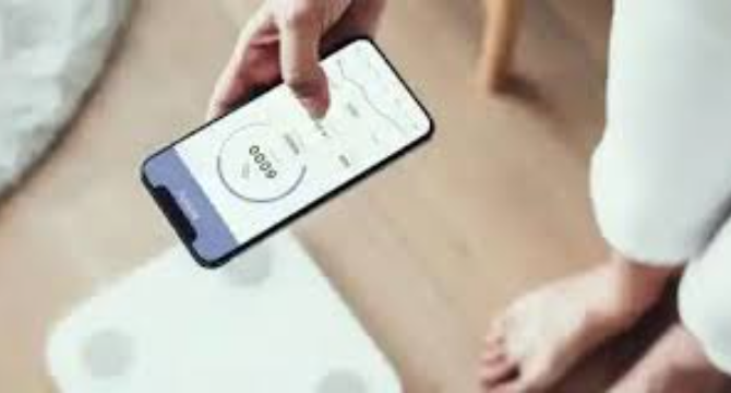 Late at Night, My Smart Scale Alerted Me That a 115-Lb โGuestโ Had Weighed In While I Was at My Best Friendโs Bachelorette Party โ I Rushed Home to Confront My Husband and Was Left Speechless