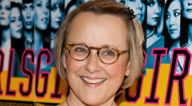 Mary Beth Hurt, Quiet Force of Stage and Screen, Dies at 79