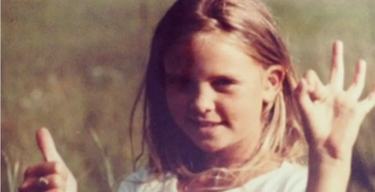 This Girl Lost Her Father in a Tragic Case Involving Her Mother – Left with $300, She Went on to Find Fame