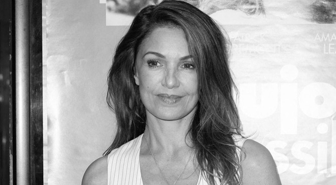 Tragedy in Paris: Actress Found Unconscious… What Happened Next Is Heartbreaking