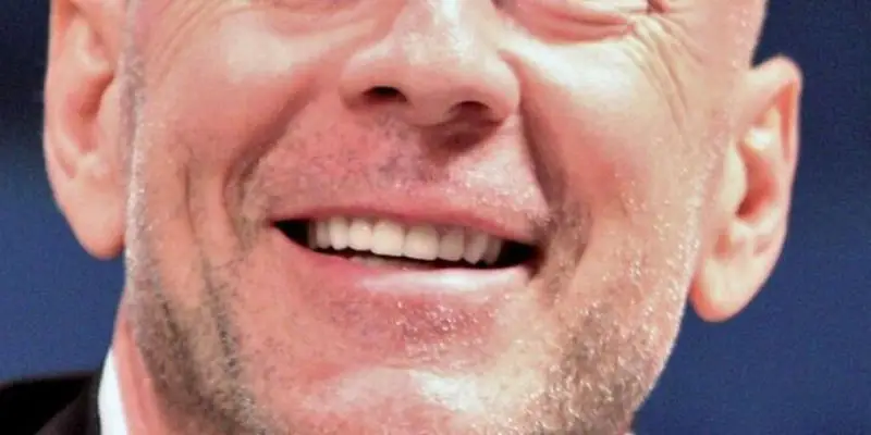 BRUCE WILLIS CARE FACILITY MOVE THE TRUTH BEHIND EMMA HEMING TEARFUL GOODBYE