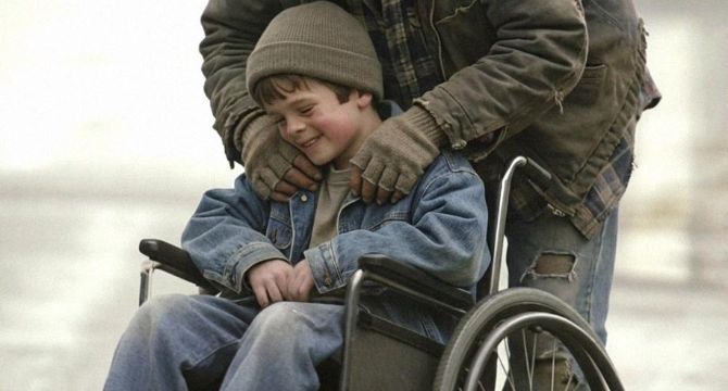 Disabled Homeless Man Gave His Wheelchair to a Poor Boy Who Couldn’t Walk – 5 Years Later, the Boy Found Him to Repay His Kindness
