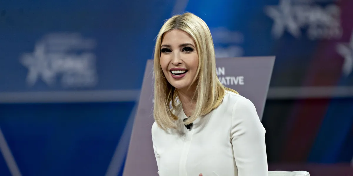 Ivanka Trump’s 14-Year-Old Daughter Dazzles Fans as She Nearly Matches Her Mom’s Height โ Photos