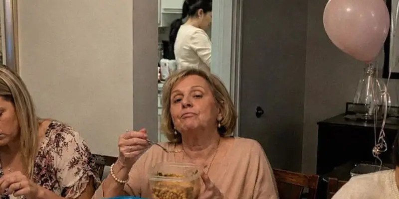 My MIL Brought Dozens of Tupperware Containers Filled with Her Own Food to Every Dinner