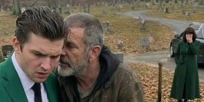 At my father’s graveside, the gravedigger gripped my arm and whispered, “Sir, your father paid me to bury an empty coffin.” Before I could even speak, he pushed a brass key into my hand. “Don’t go home,” he warned.