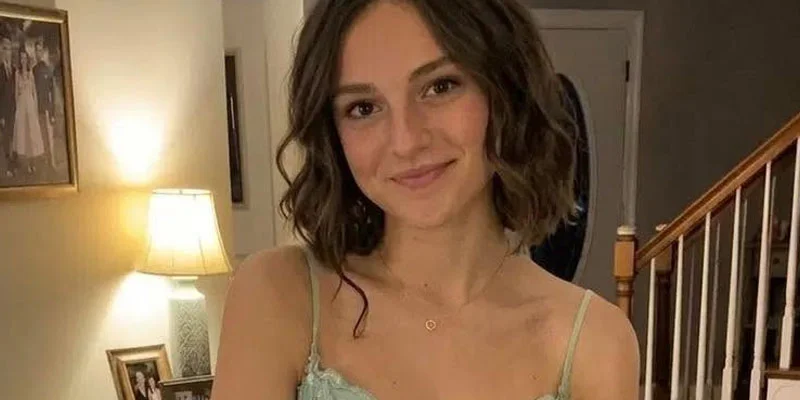 I caught my 17-year-old sneaking back in at 4 a.m. after prom โ what fell out of her purse broke my heart.